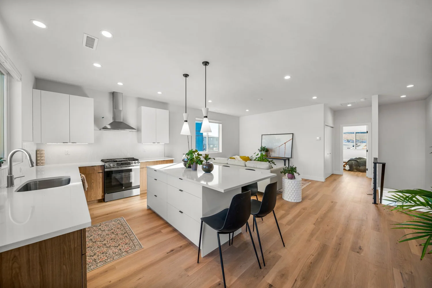 Bright kitchen